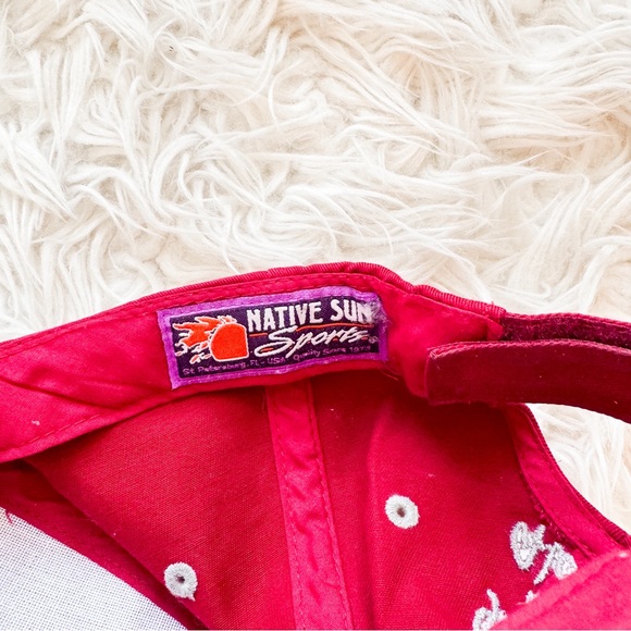 Vintage | 2004 Outback Bowl Tampa Bay Ball Cap - Picture 5 of 6